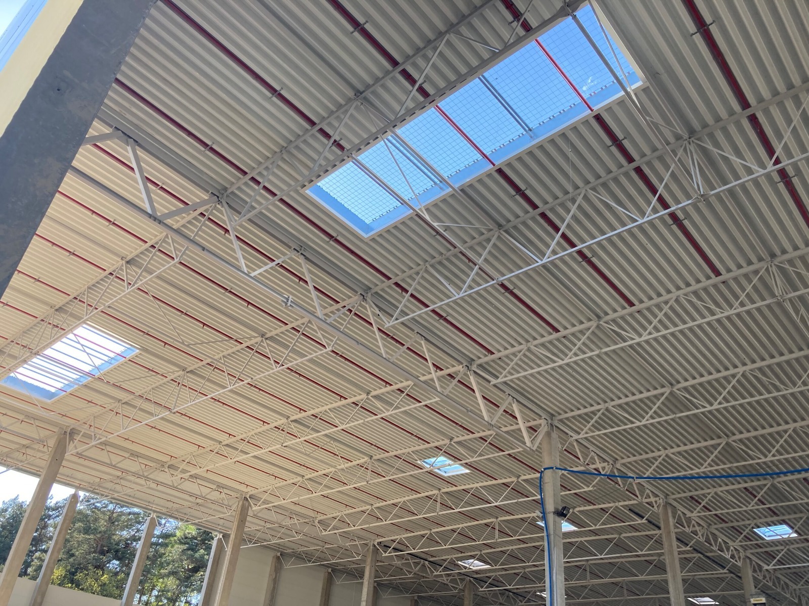 Steel structures and racking systems